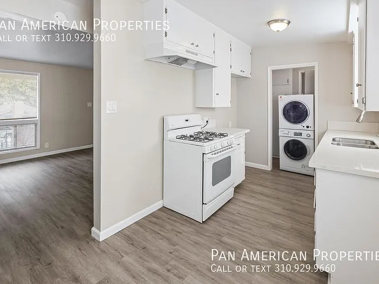 110 W Market St #5 — Photo 4