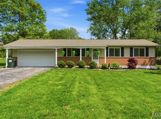 23 Covert Ln, Ballwin, MO 63021