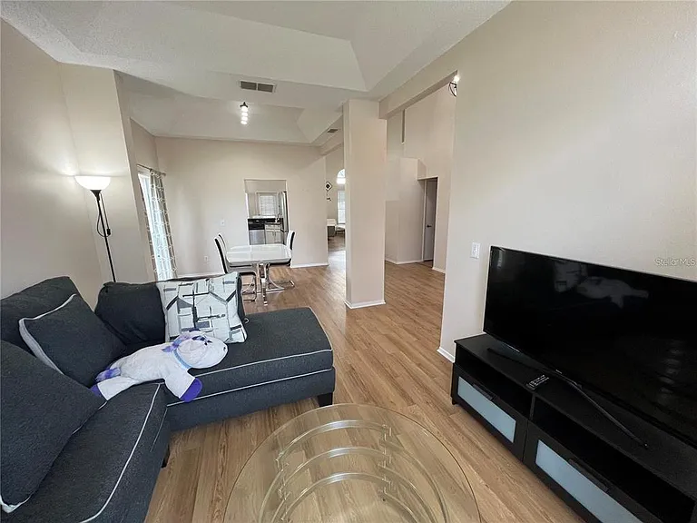 755 Riggs Cir — Photo 8