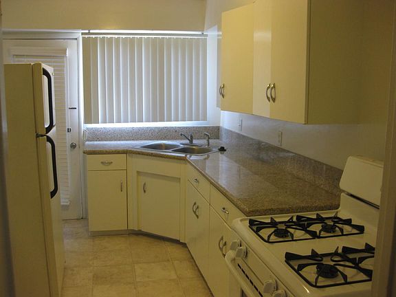 5th image of 1746 Grevelia St APT A