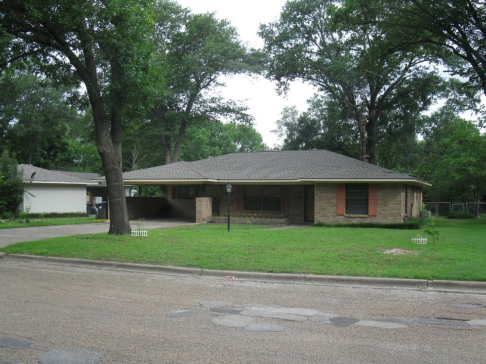 1st image of 2122 W 1st Ave