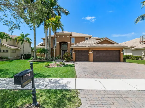 10902 NW 70th Ct, Pompano Beach, FL 33076