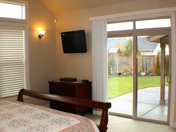 Master Bed Patio Doors!