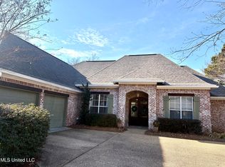 1205 Woodberry Dr, Madison, MS 39110