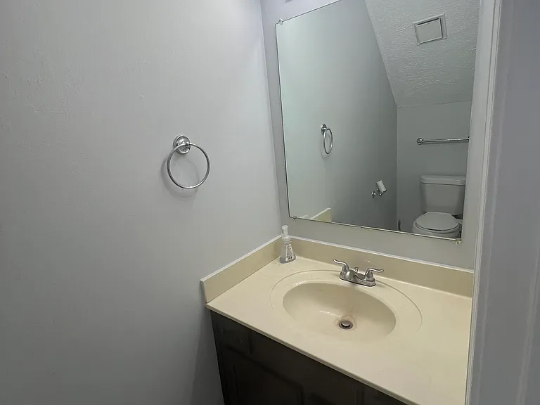 3504 Thornehill Dr — Photo 17