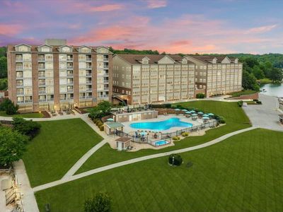 1273 Graves Harbor Trl #317, Huddleston, VA, 24104