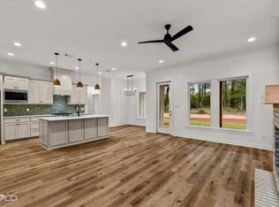 367 Ridge Dr, Stonewall, LA 71078