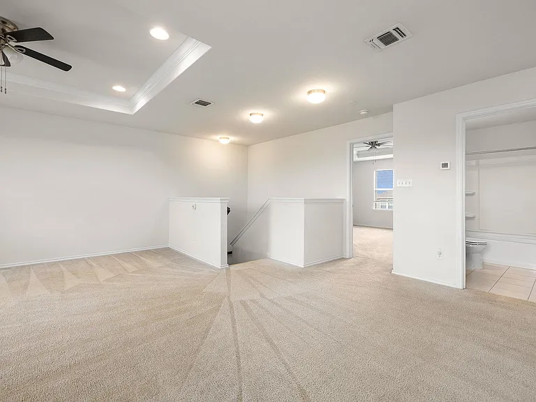 11801 Jackson Falls Way — Photo 16