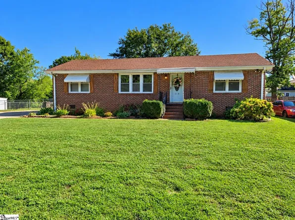 110 Knox St, Greenville, SC 29605