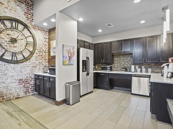 4801 S Elm Pl APT 1801