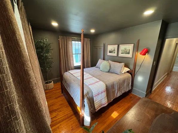 598 S 4th St, Chambersburg, PA