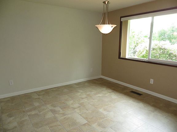 New Lighting, Windows, Floor