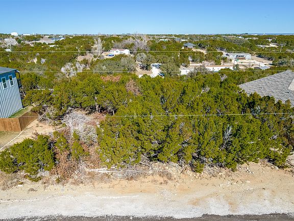 4th image of 1406 Ridgeview Cir