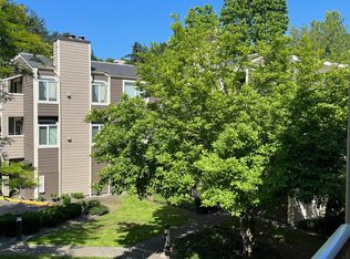 7274 W Lake Sammamish Pkwy NE #4-203, Redmond, WA 98052