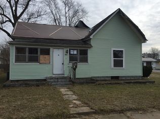 404 S Portland St, Knox, IN 46534