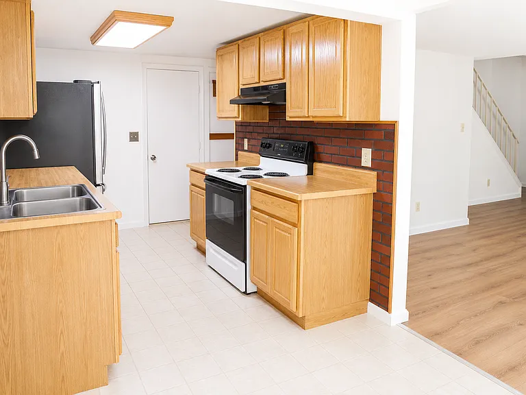 44 Thimbleberry Rd — Photo 9