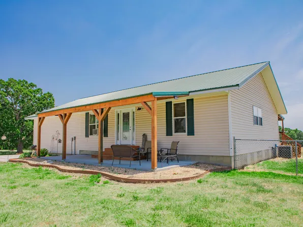 21150 E Highway 32, Stockton, MO 65785