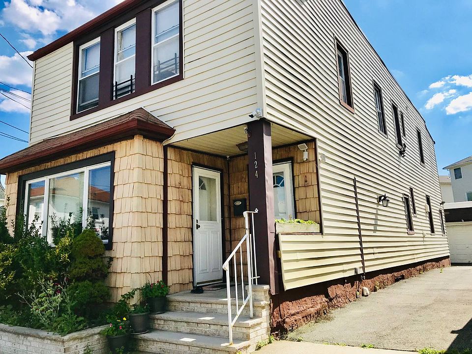 1st image of 124 Jackson Ave