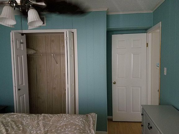2nd image of 33682 Briar Ct N Unit 3