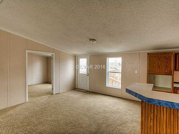 3rd image of 5570 E Carey Ave