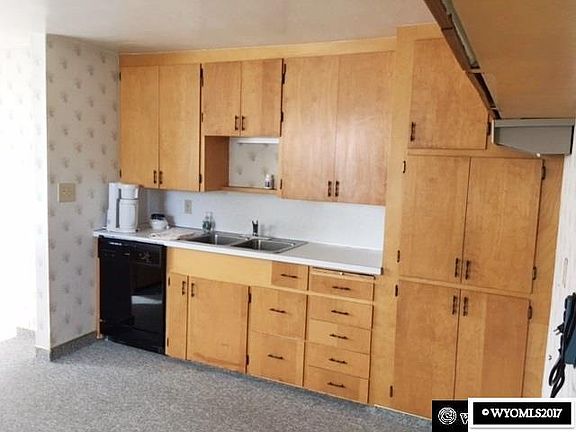 2nd image of 152 Bellview Dr