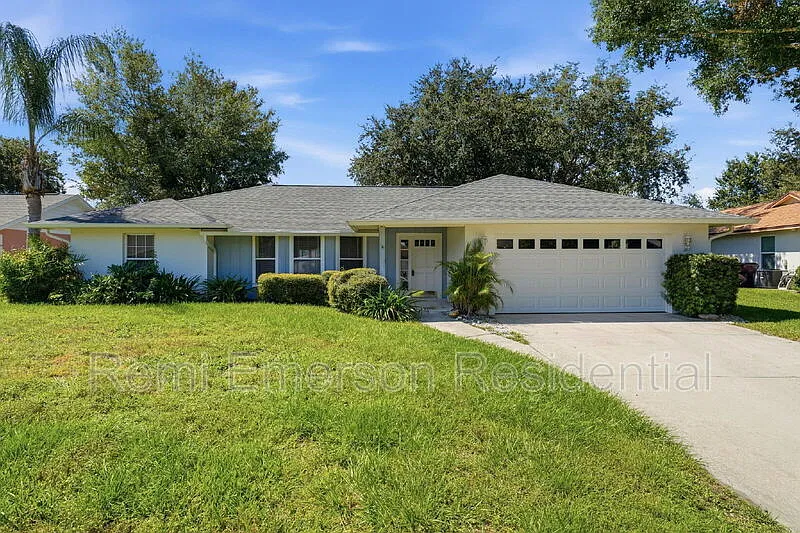 1340 Wood Lake Cir