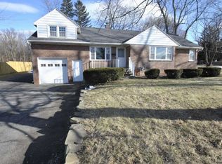 445 Albany Shaker Rd, Albany, NY 12211