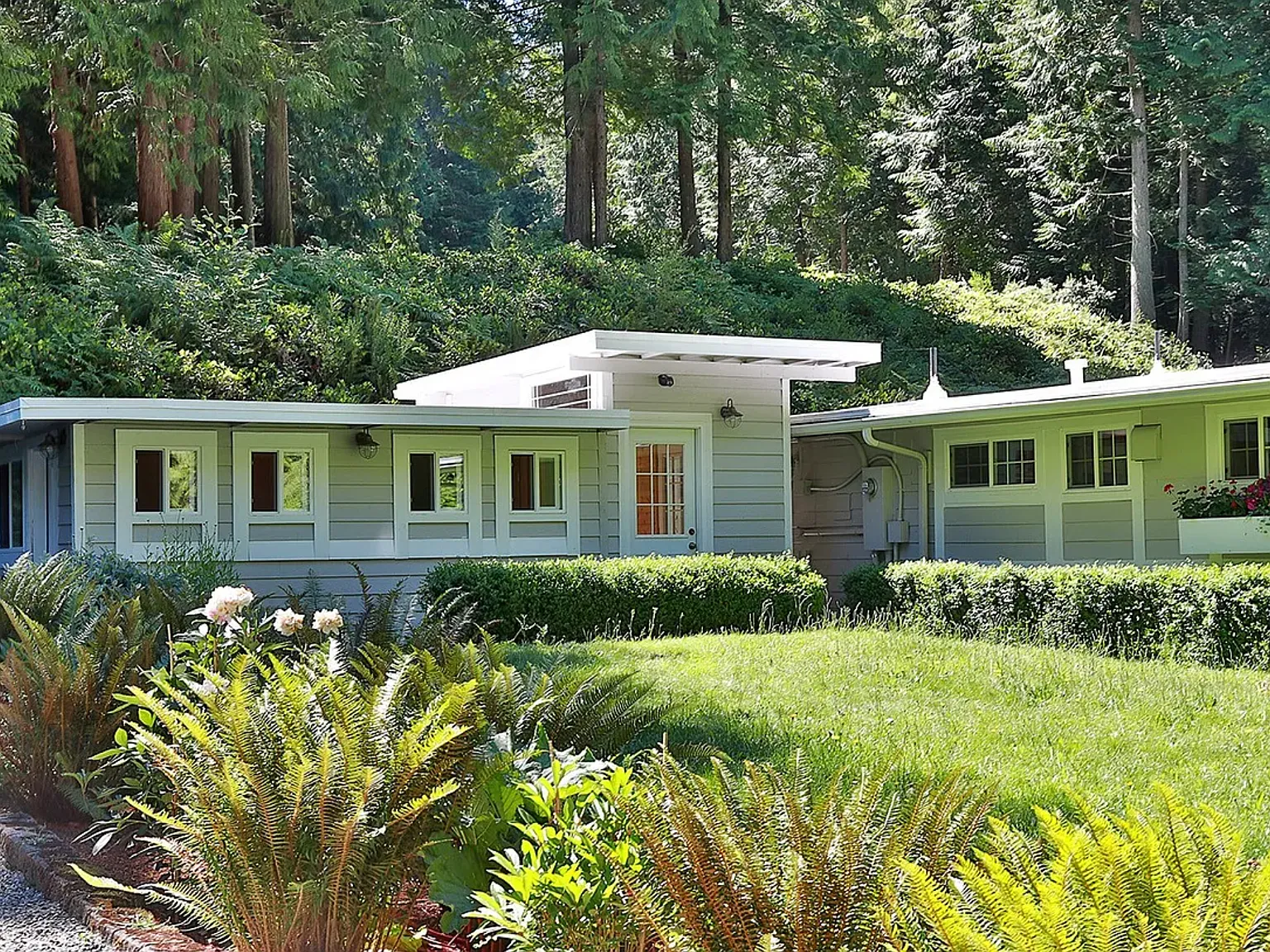 1 bed, 1.5 bath, 1500 sqft, $2,450 — Photo 2