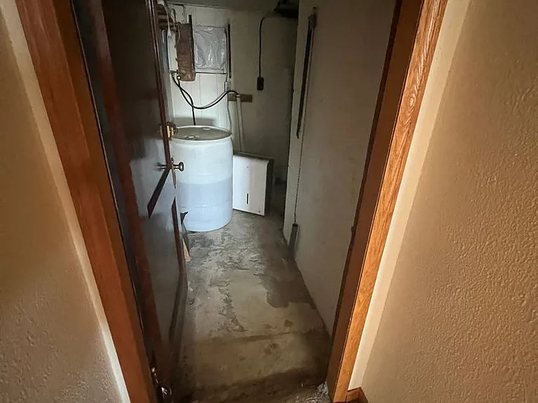 206 S Pacific St — Photo 31