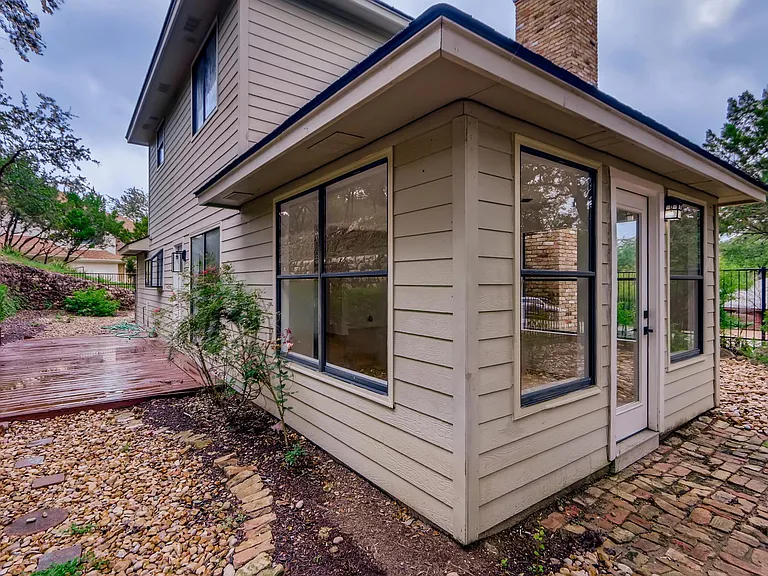 107 Long Wood Ave — Photo 24