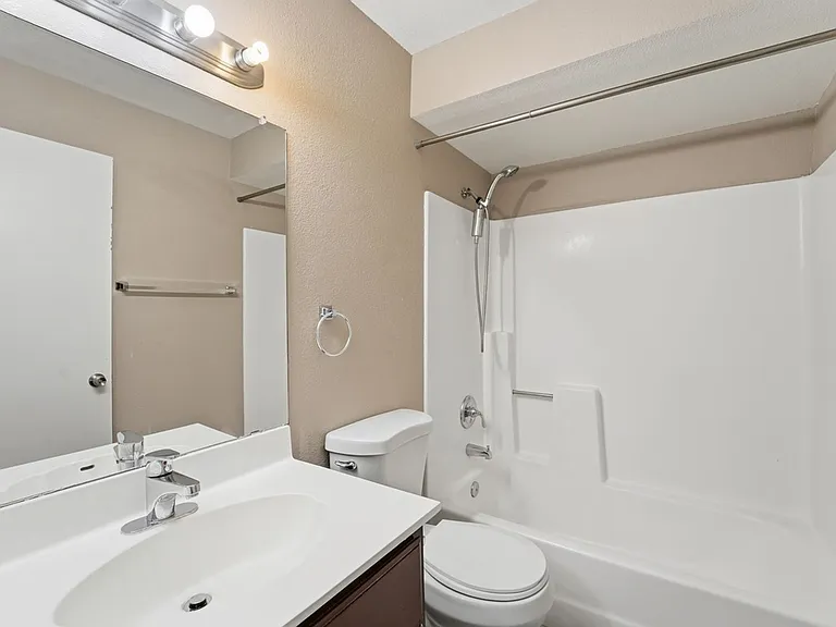 19601 N 7th St #1096 — Photo 28