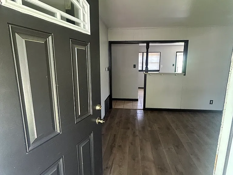 12 Agnes Dr — Photo 16