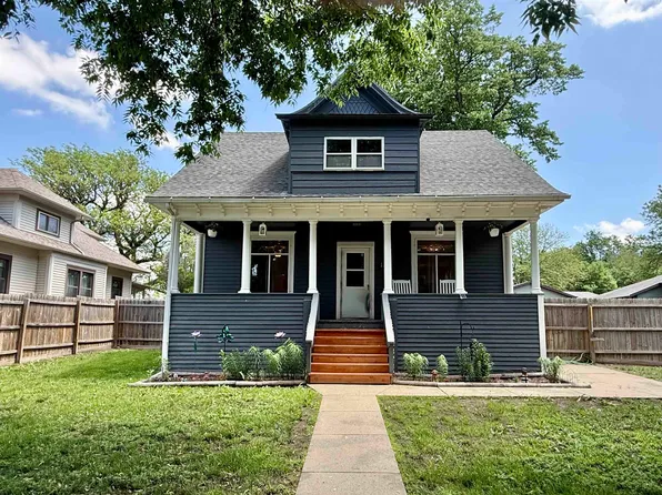 133 N Janda Ave, Tabor, SD 57063