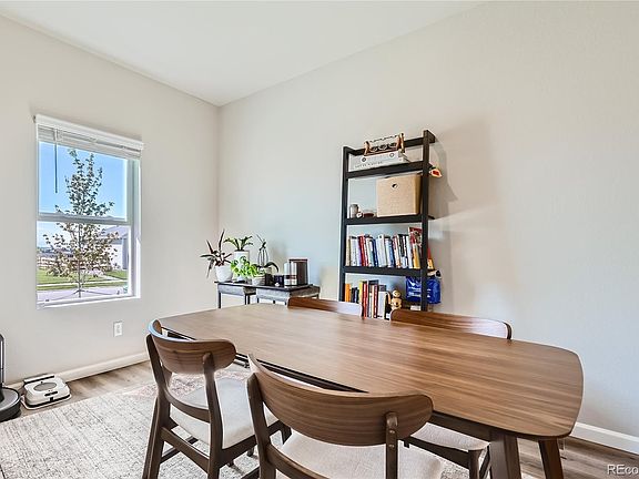 4th image of 1020 Gianna Avenue