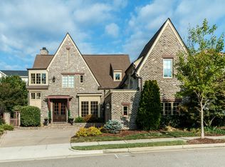 3721 Rolston Dr, Raleigh, NC 27609