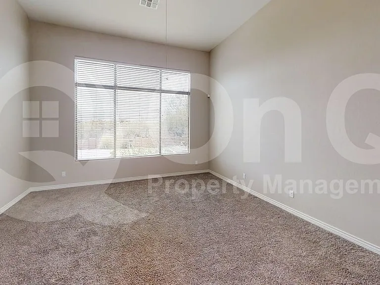 36435 N Porta Nuova Rd — Photo 10