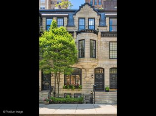 37 E Elm St, Chicago, IL 60611