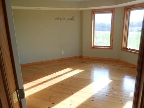 5th image of 2590 40th Ave
