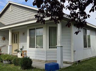 1616 Bountiful Ave, Sunnyside, WA 98944