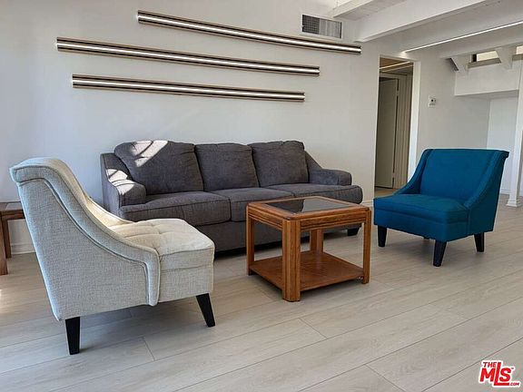 5th image of 18350 Hatteras St APT 278