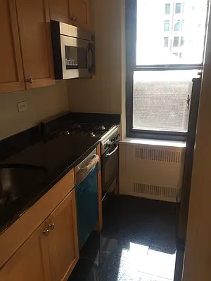 Rented by Real Estate Investors Group LLC | media 20