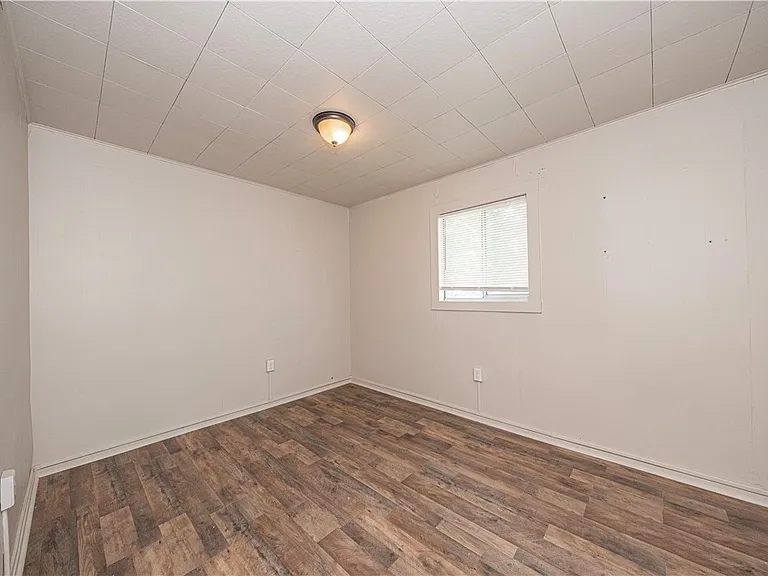 1067 Cleveland Ave — Photo 17