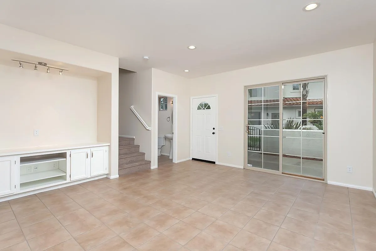 4022 Craven Rd — Photo 3