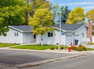481 Sunlight Dr, Powell, WY 82435