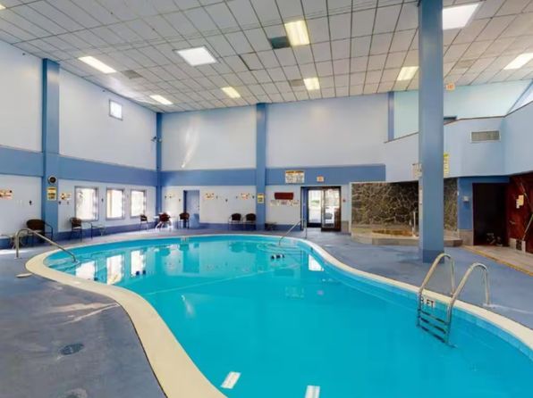 301 Pinnacle Inn Rd UNIT 2215