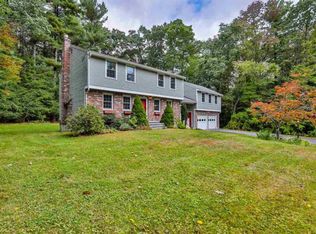 14 Livery Rd, Chelmsford, MA 01824