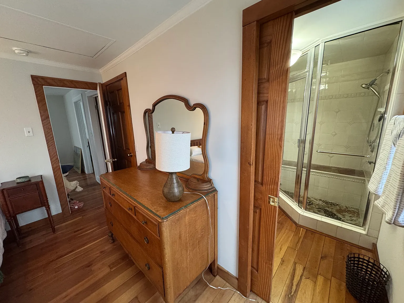 3 bed, 2000 sqft, $4,000 — Photo 4