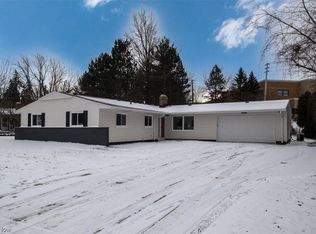 2642 Ramsay Rd, Beachwood, OH 44122