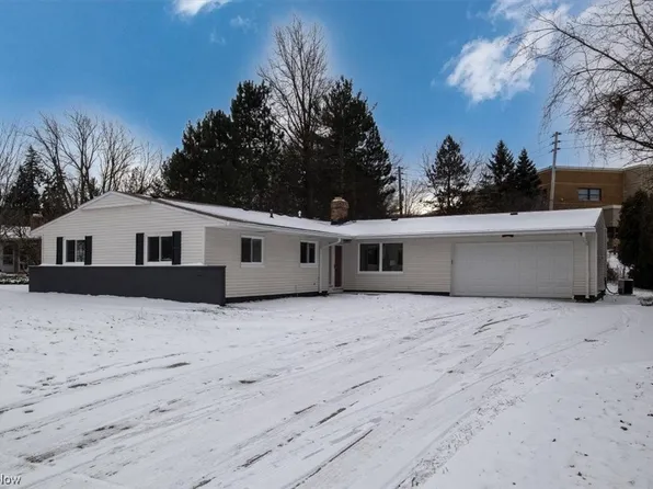 2642 Ramsay Rd, Beachwood, OH 44122