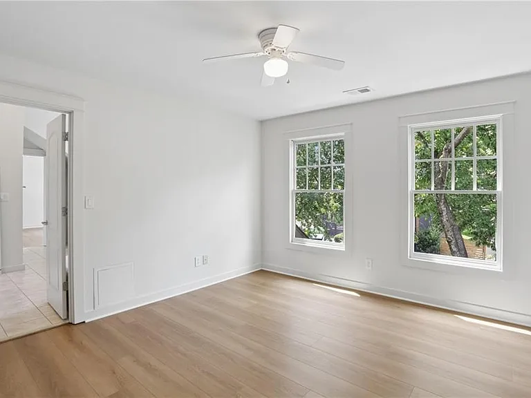 292 Fortune St NE #C — Photo 18